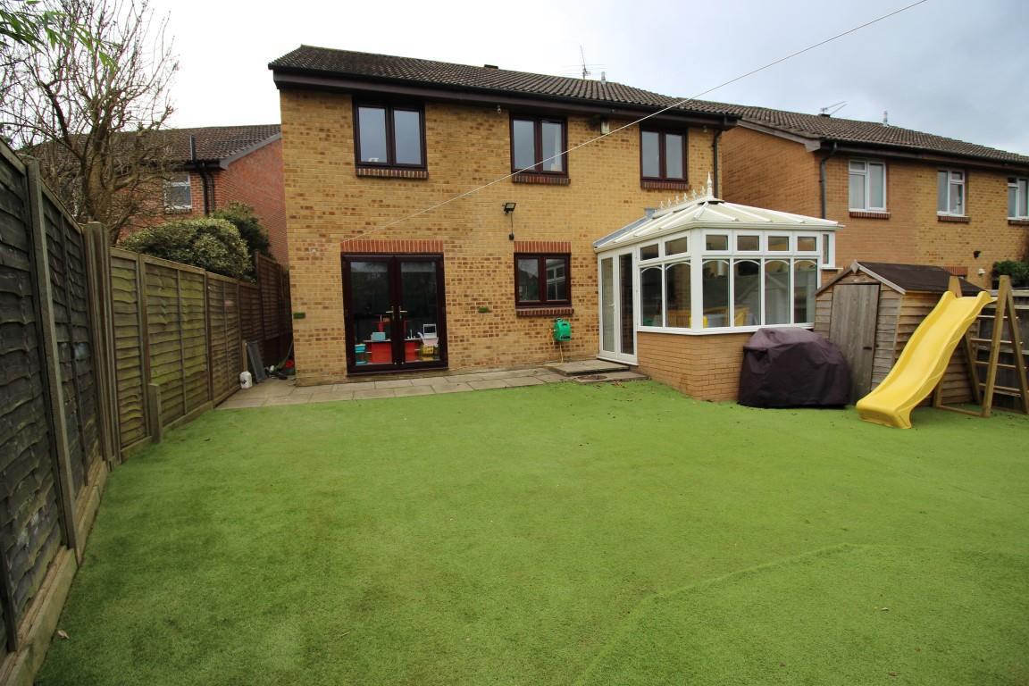 Kernham Drive, Tilehurst, Reading